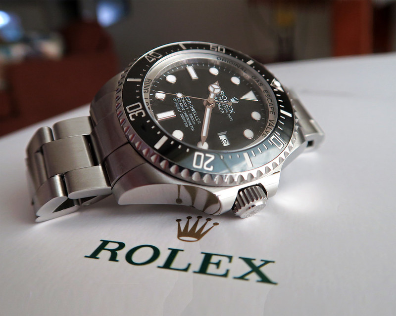How To Find The Value Of A Rolex Watch